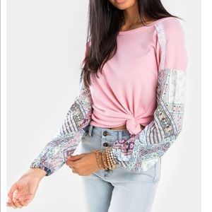 NWT Franchesca’s Blush & Patterned Long Sleeve Tee